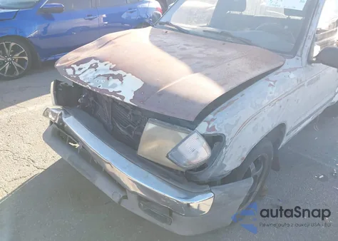 1998 Toyota Tacoma из США, поврежденный, VIN 4TANL42N2WZ120136